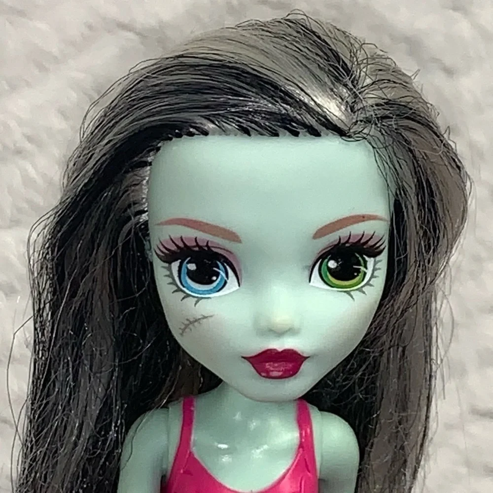 Monster High Frankie Stein Doll 2015 Ghoul Spirit DNV66 Cheerleader Doll